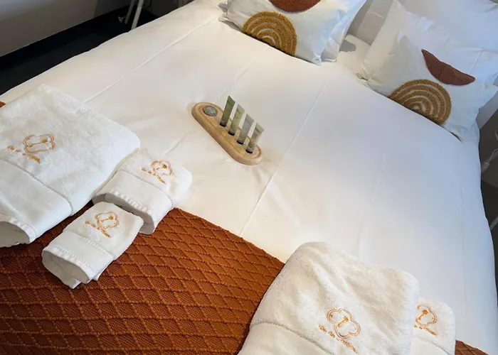 Апартаменты Du Champ Lamet *